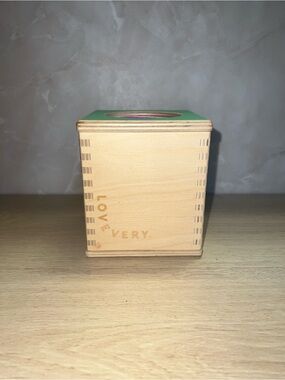 Lovevery Magic Tissue Box Complete Montessori Sensory Toy